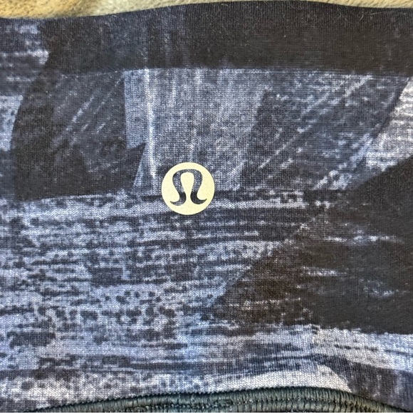 Lululemon Train Times
Transition Multi Midnight Navy / Black - Picture 8 of 12
